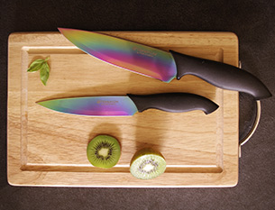 Pradel Excellence planche en bois avec 5 couteaux de cuisine, un